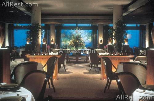 The Ritz-Carlton Millenia Singapore 5